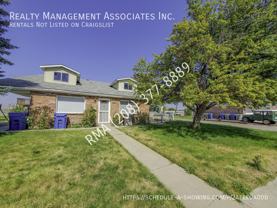657 S White Cloud Dr - Photo 1 of 1