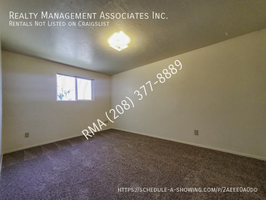 657 S White Cloud Dr - Photo 7 of 11