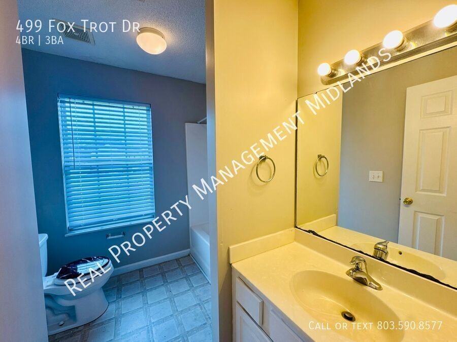499 Fox Trot Dr - Photo 5 of 23