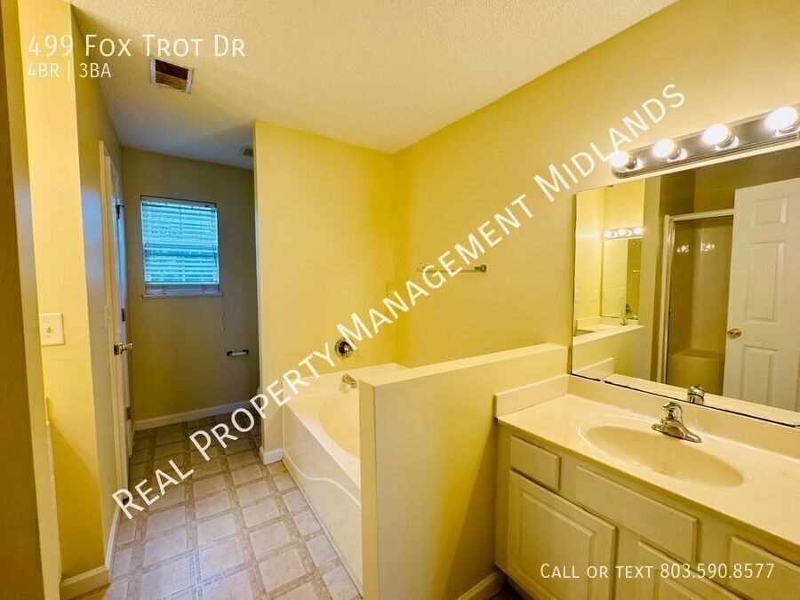 499 Fox Trot Dr - Photo 7 of 23