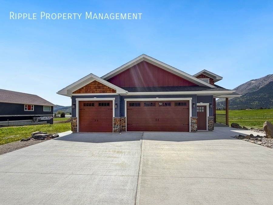 2925 214 St #MAIN - Photo 3 of 34