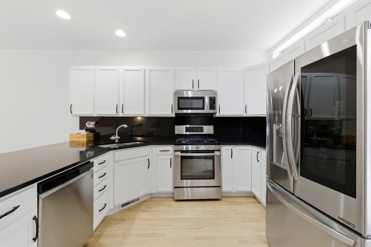 16 S Aberdeen St #NA - Photo 6 of 21