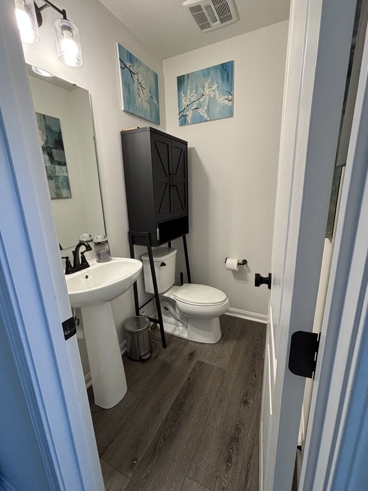 1298 Woodstone Way #NA - Photo 3 of 18