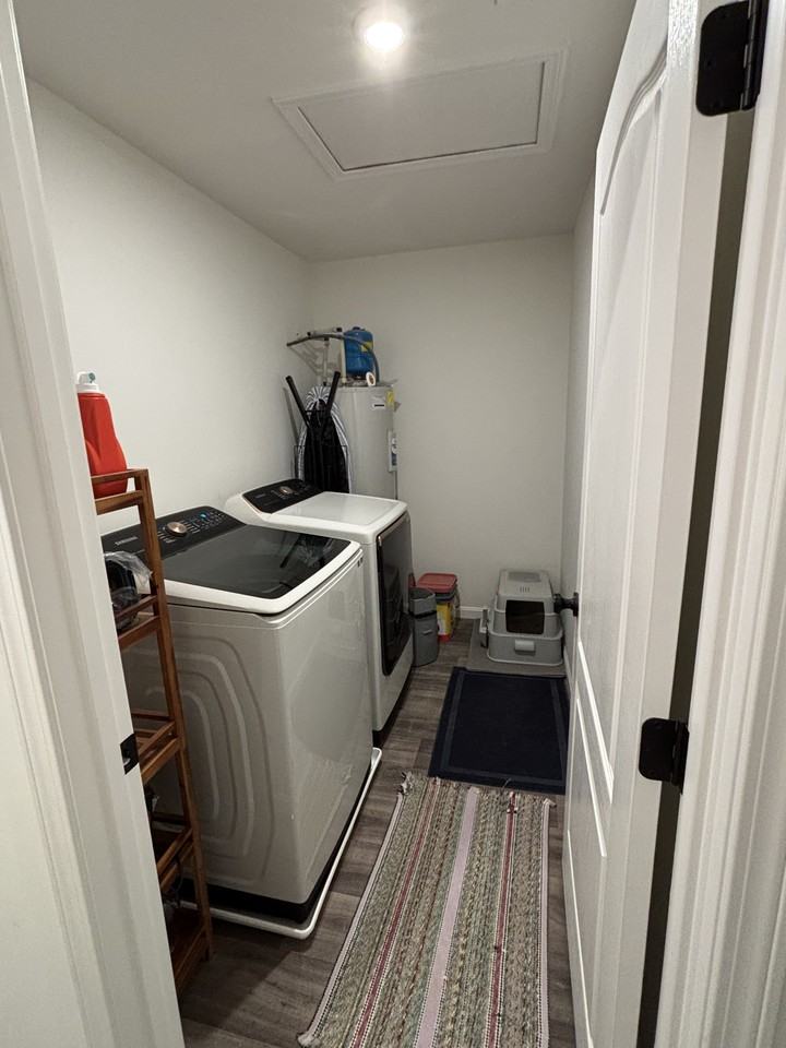 1298 Woodstone Way #NA - Photo 4 of 18