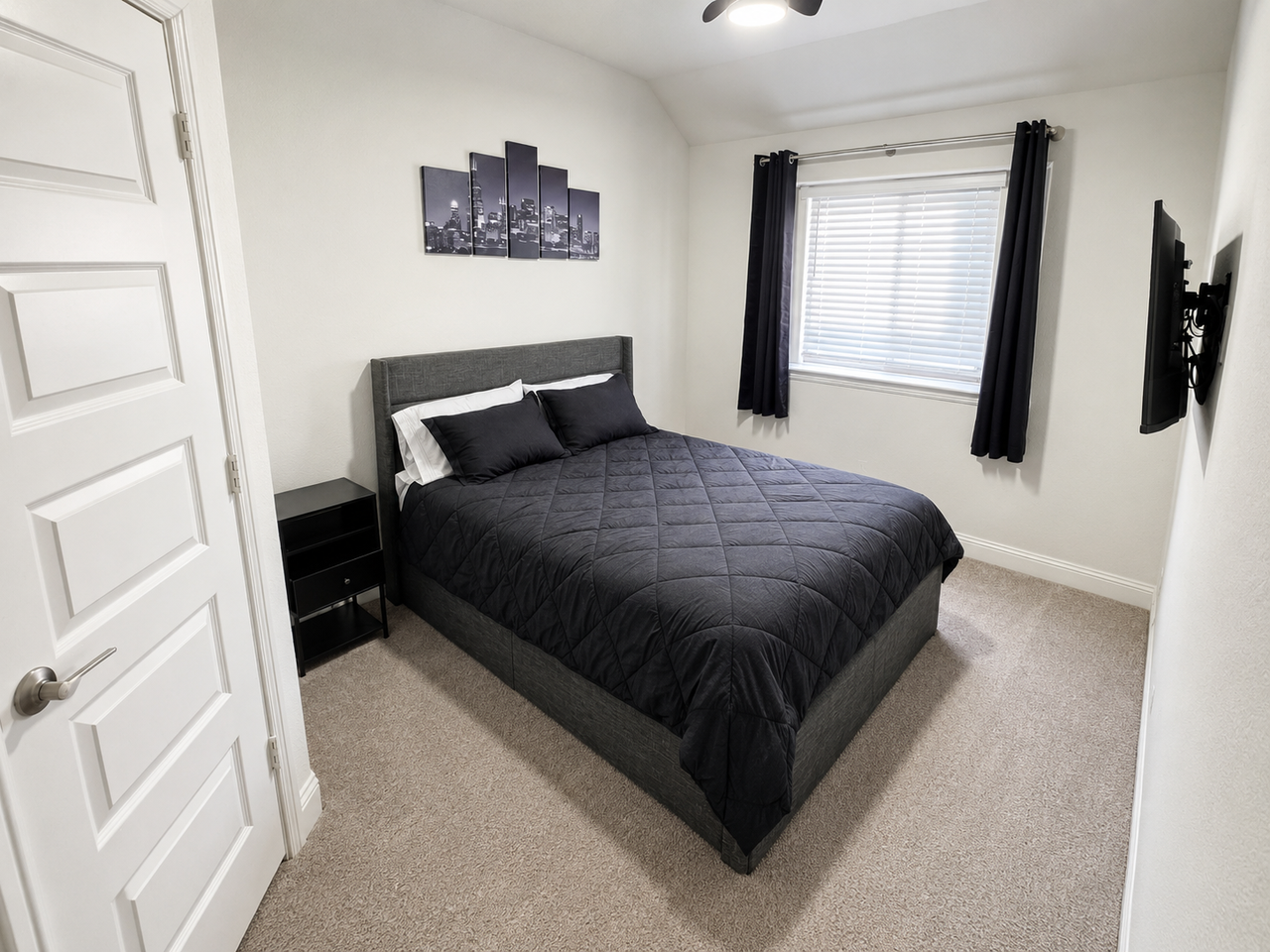 547 Concho St #NA - Photo 7 of 11