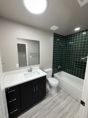 2413 Avenue B #A - Photo 6 of 9