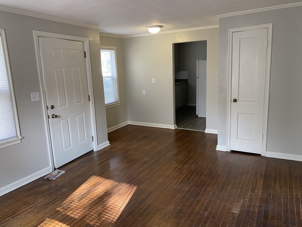 7605 Locust St #NA - Photo 2 of 14