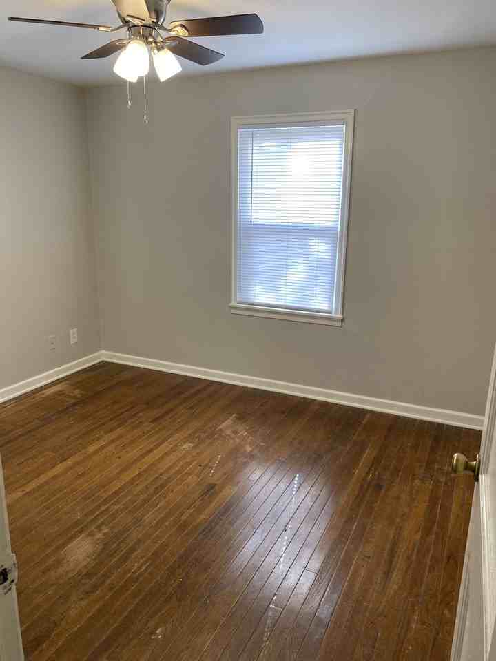 7605 Locust St #NA - Photo 3 of 14