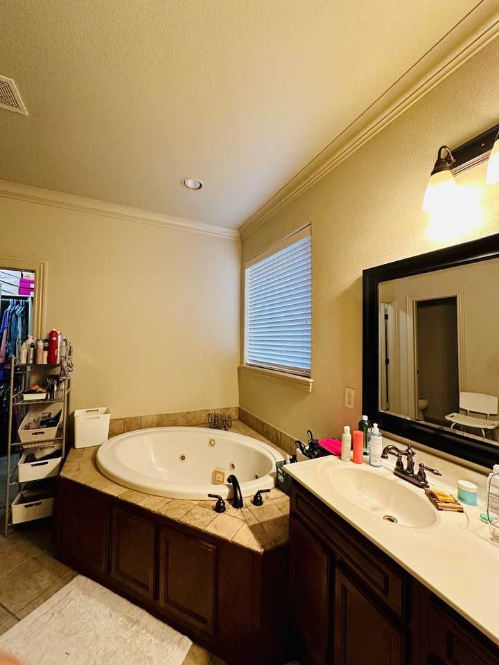 1804 Sw Brompton St #NA - Photo 5 of 11