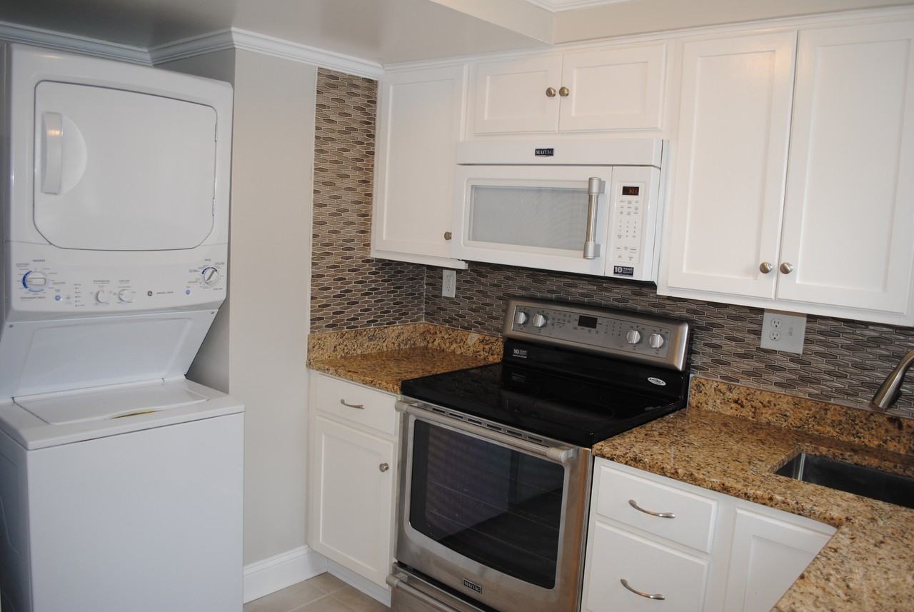 1036 Nichols Dr #NA - Photo 4 of 22