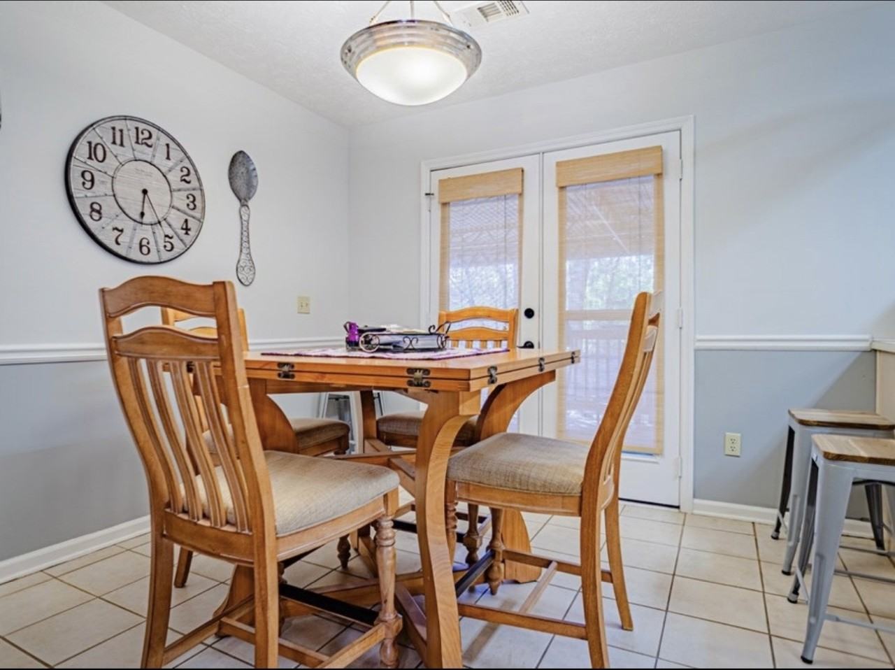 5240 Spinnaker Ct #NA - Photo 6 of 14