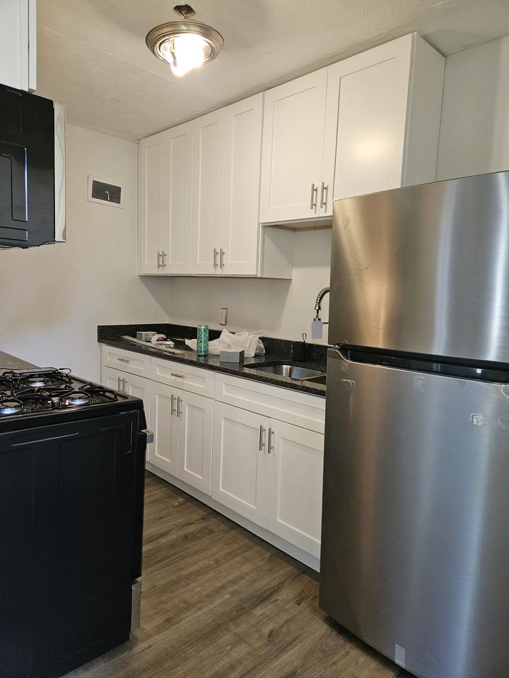 4748 Monroe St #NA - Photo 5 of 15