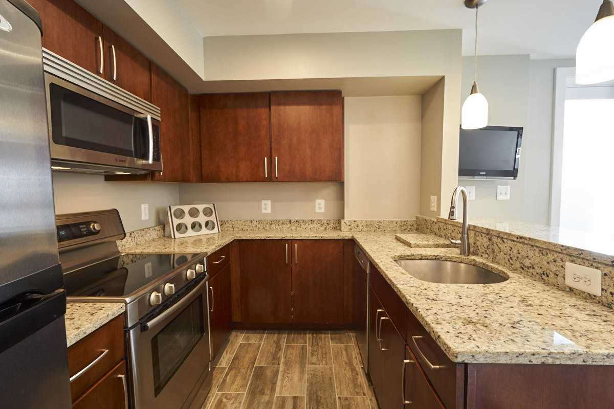 1801 Swann St Nw #101 - Photo 5 of 26