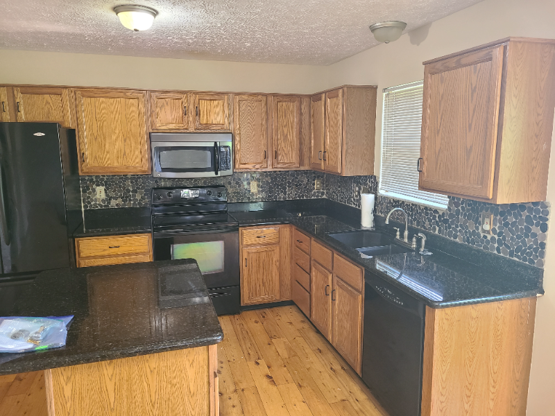 3542 Patcon Way - Photo 4 of 37