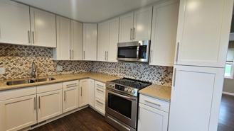 800 Lotus Way - Photo 1 of 1