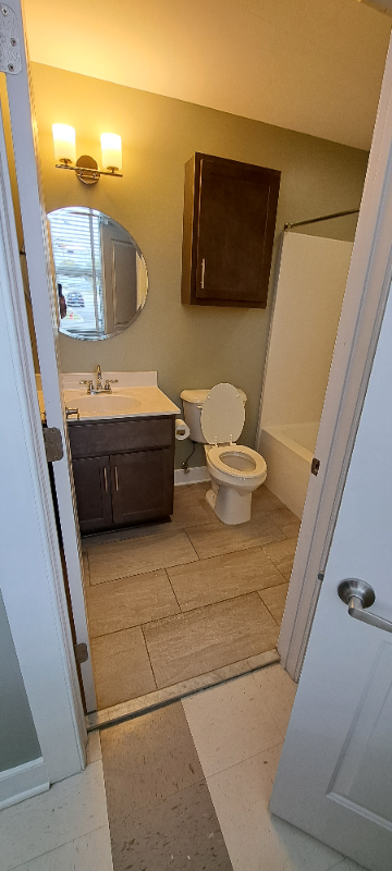 200 Claremont Ave #212 - Photo 5 of 15