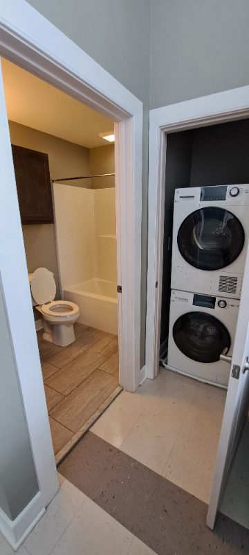 200 Claremont Ave #212 - Photo 6 of 15