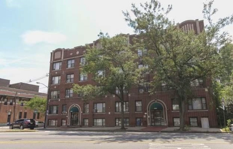 1866 John F Kennedy Blvd #1B - Photo 2 of 11