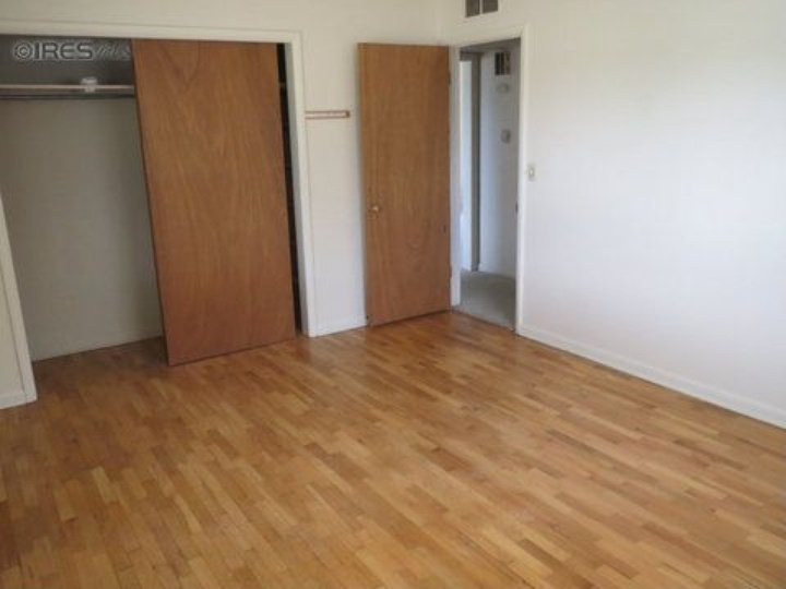 723 E Prospect Rd - Photo 2 of 21