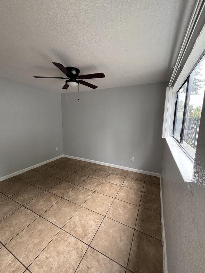 729 Dixieanne Ave #03 - Photo 5 of 7