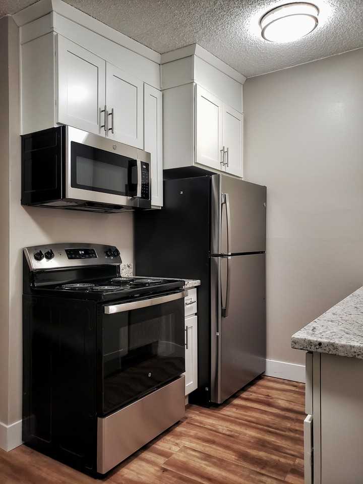 2110 N Oakes St #1 - Photo 4 of 14