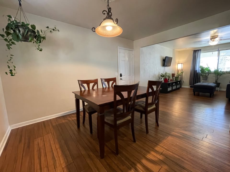 620 S Oswego St - Photo 7 of 8