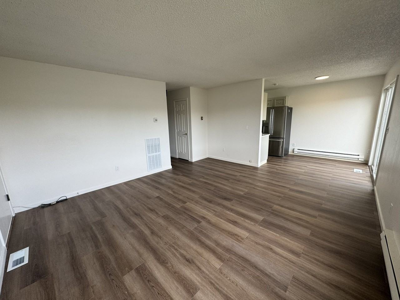 4207 Hayes St #B - Photo 5 of 16