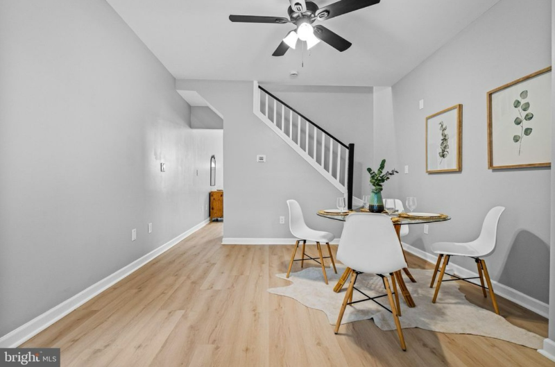 3602 5th St - Photo 4 of 20