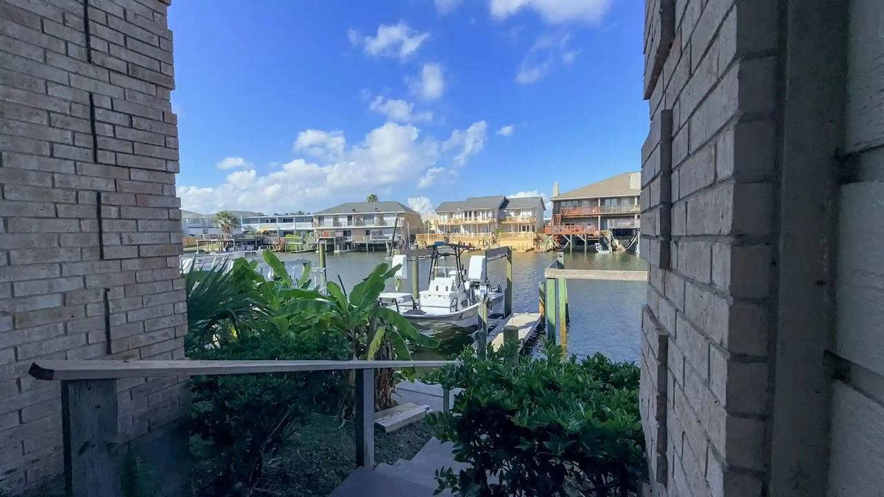 15421 Seamount Cay Ct #104 - Photo 2 of 35