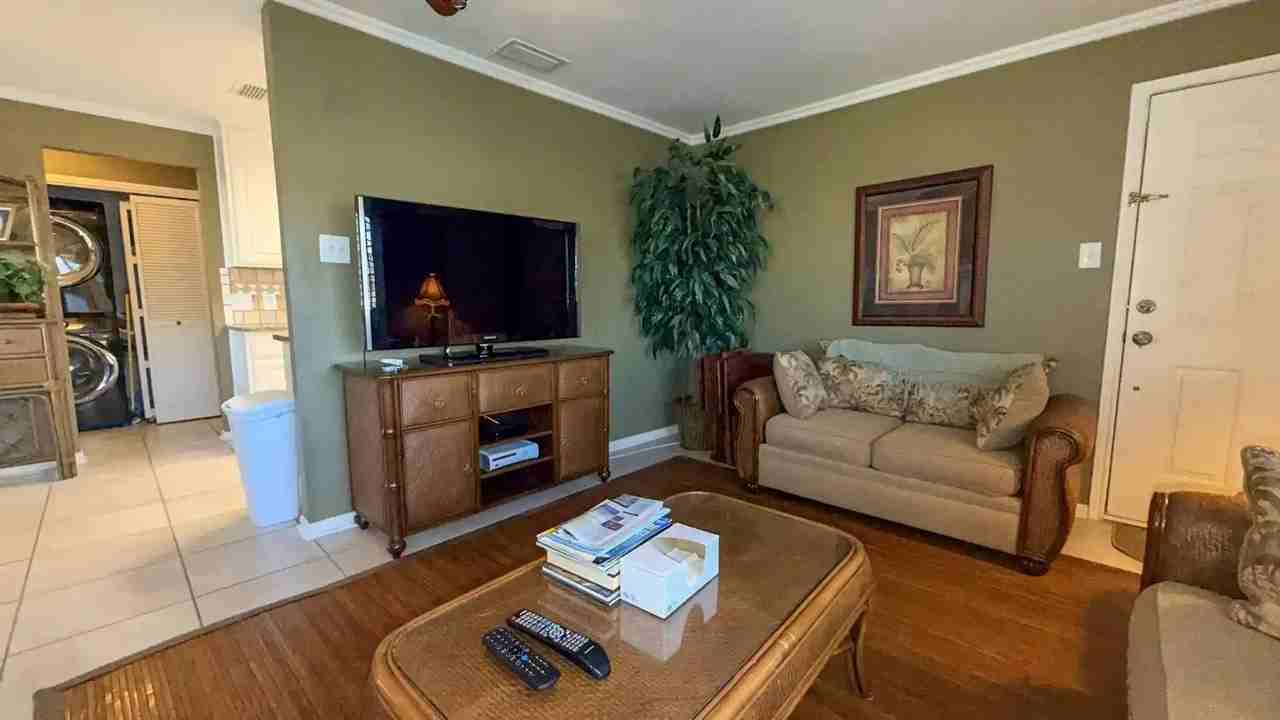 15421 Seamount Cay Ct #104 - Photo 4 of 35