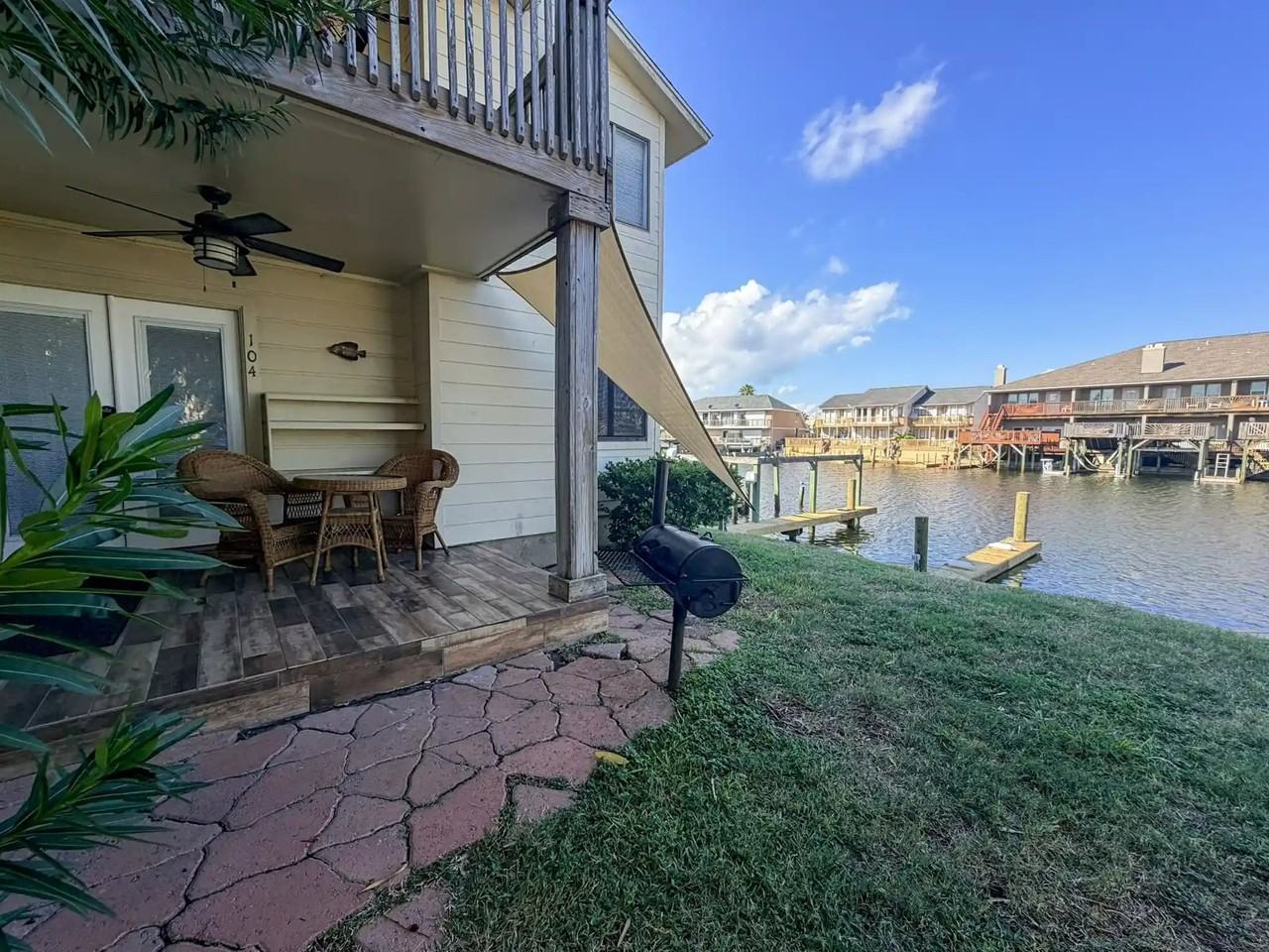 15421 Seamount Cay Ct #104 - Photo 3 of 35
