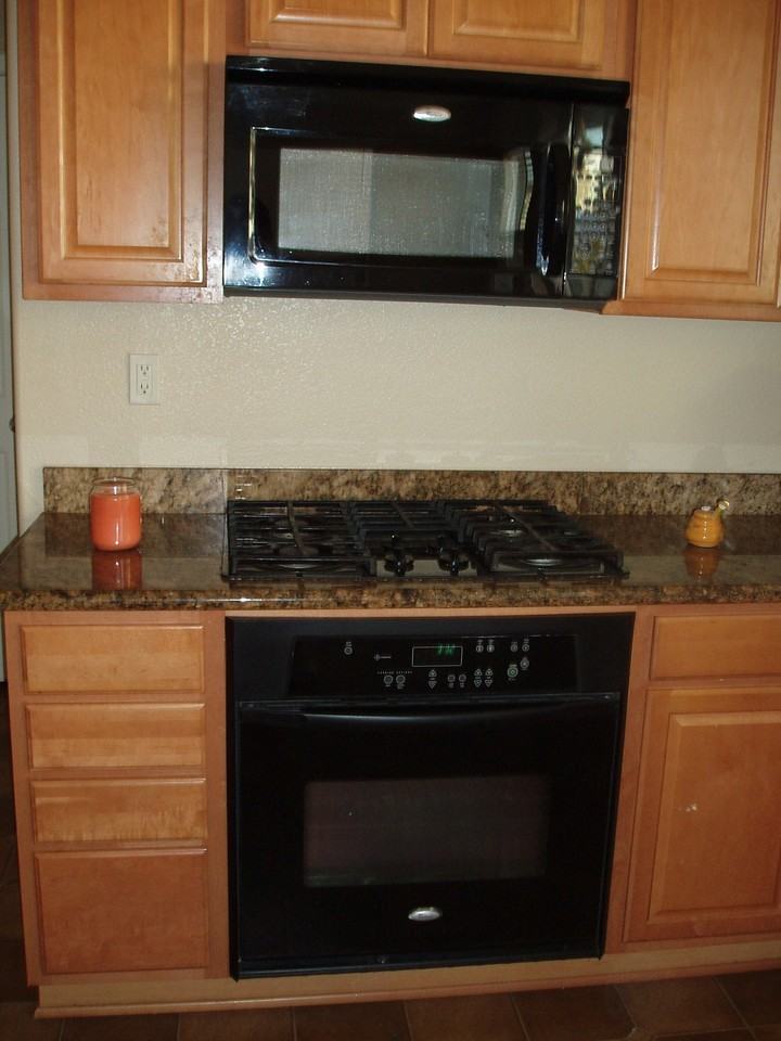 325 American Farms Ave - Photo 5 of 15