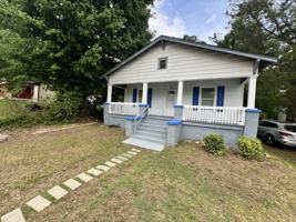 featured image of 610 Holt Ave