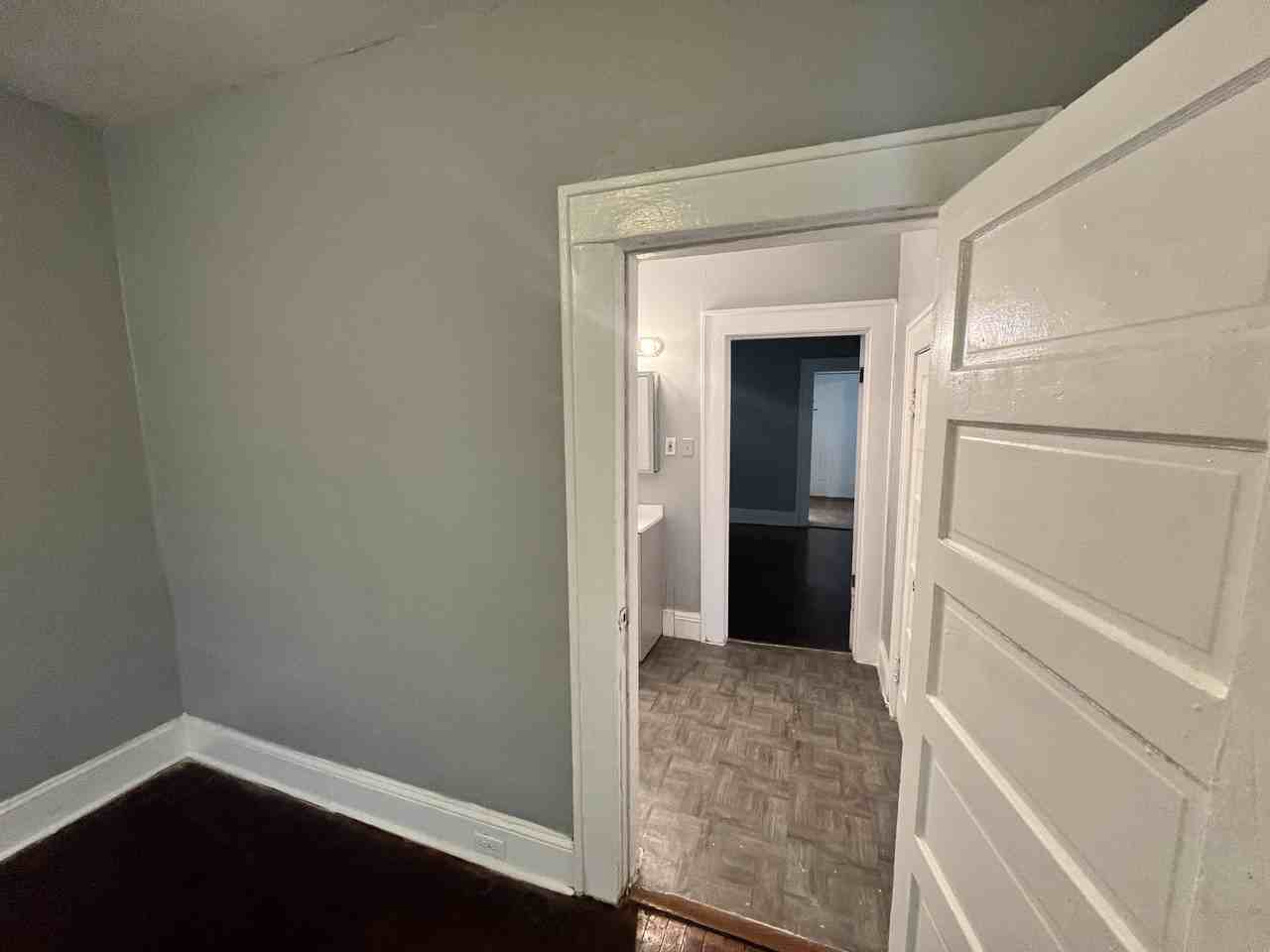 610 Holt Ave - Photo 7 of 10
