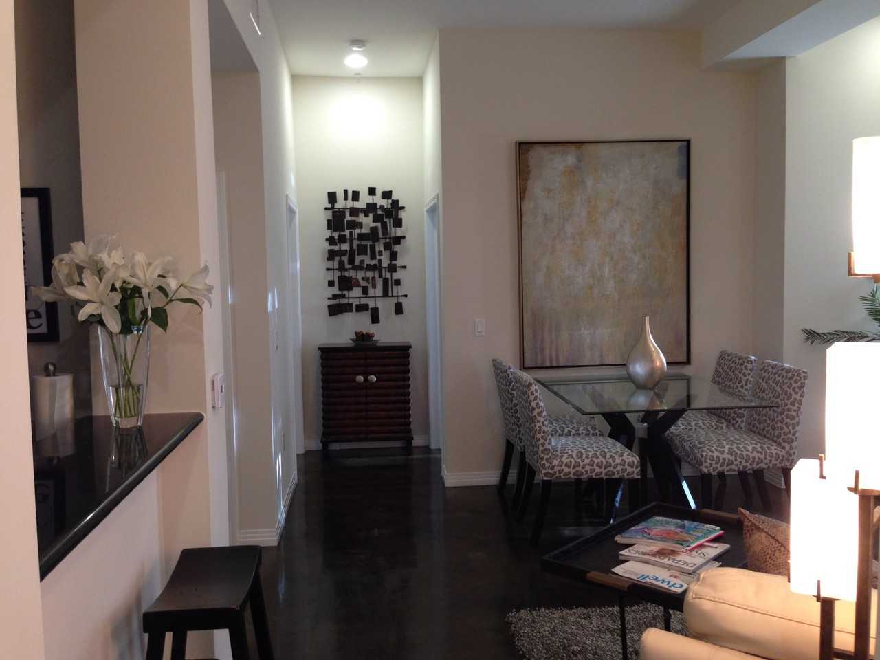 125 N Raymond Ave - Photo 5 of 20