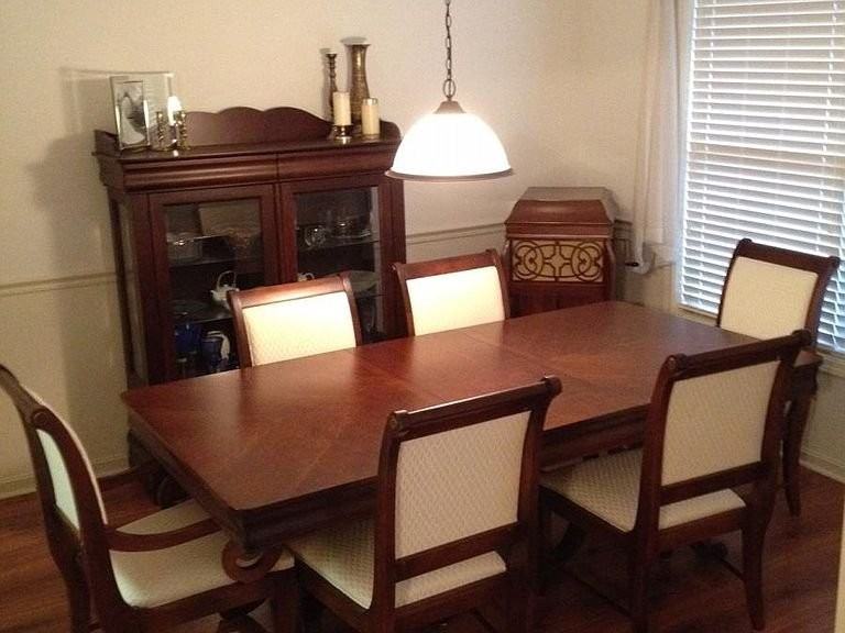 10904 Sweet Water Dr - Photo 3 of 6