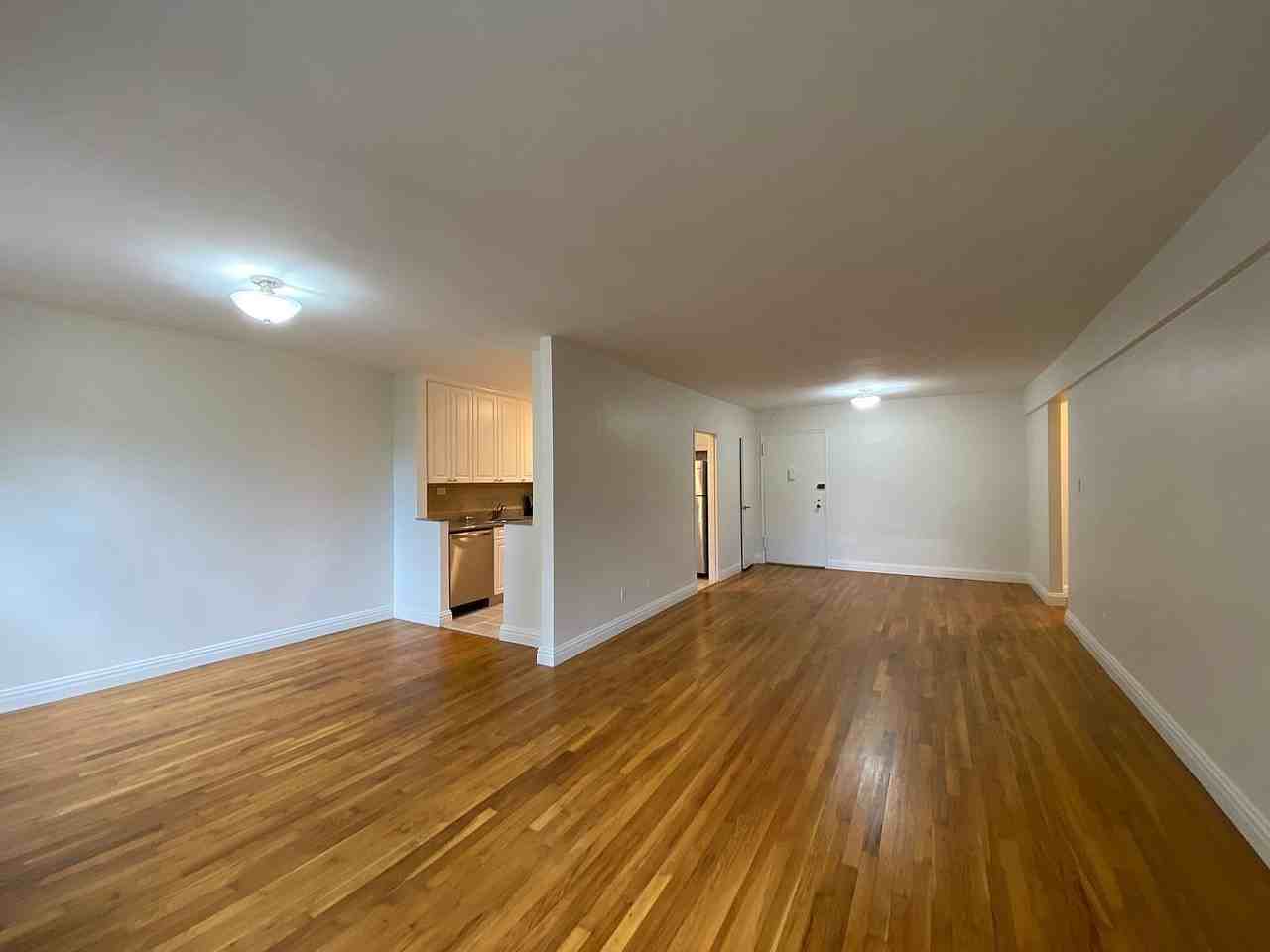 9101 Shore Rd #388 - Photo 5 of 10