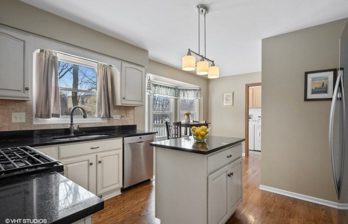 113 N Fiore Pkwy - Photo 5 of 16