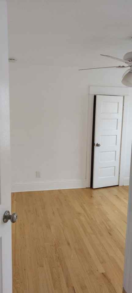 260 Saint George St #9 - Photo 7 of 10