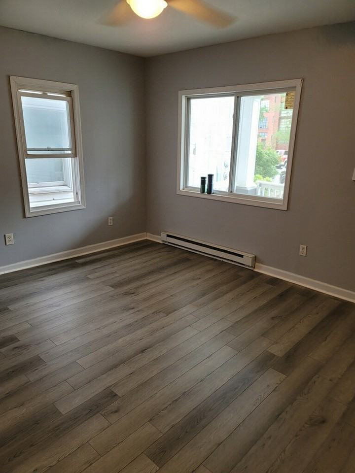 329 Porter Ave - Photo 5 of 16