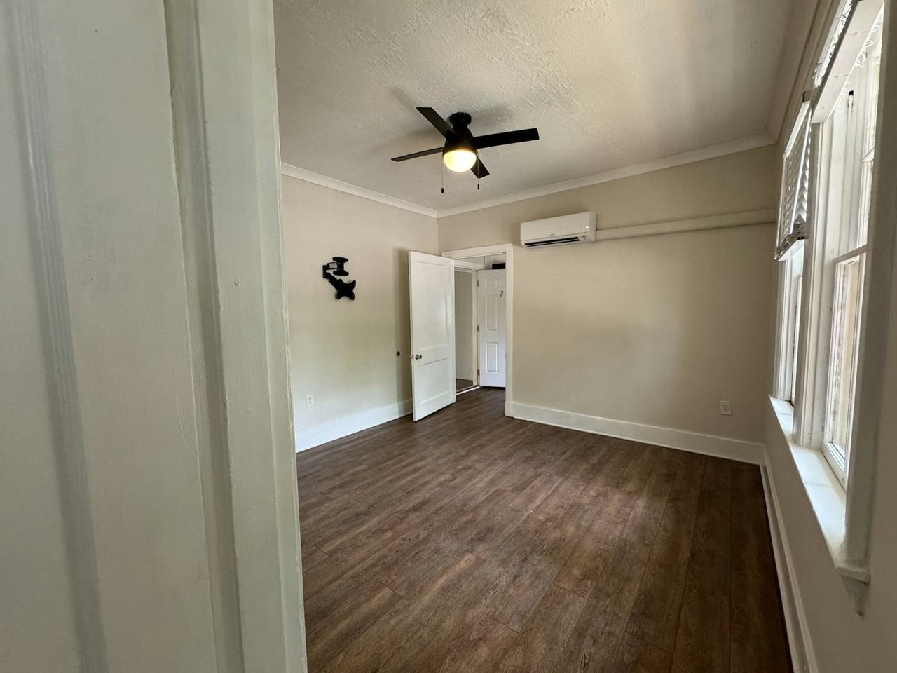 814 North Congress Street, Unit 7 - Photo 5 of 14