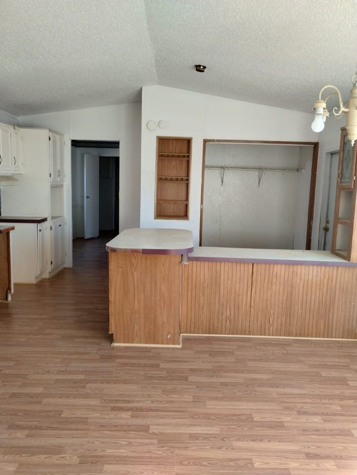 Legends Mobile Home Park - Photo 2 of 11