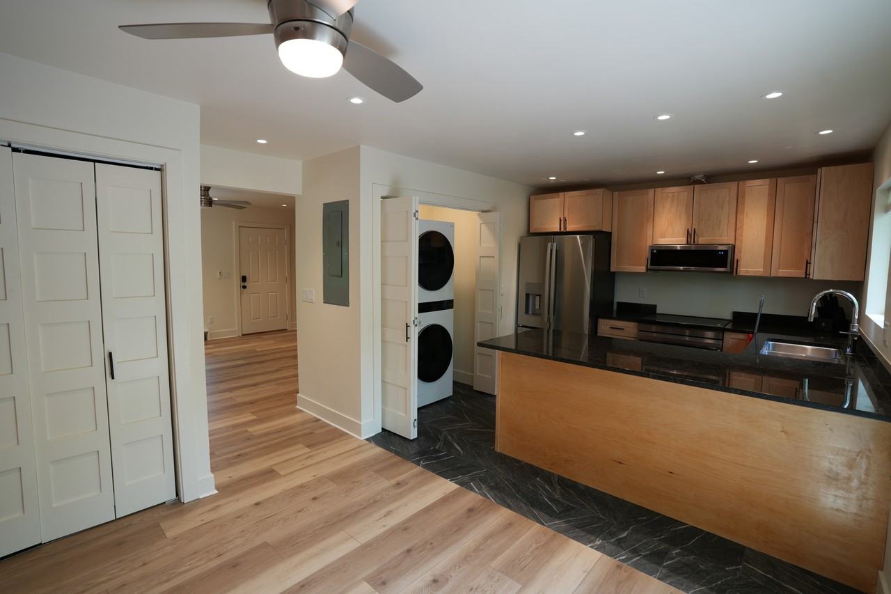 625 Davis Dr #4 - Photo 4 of 24