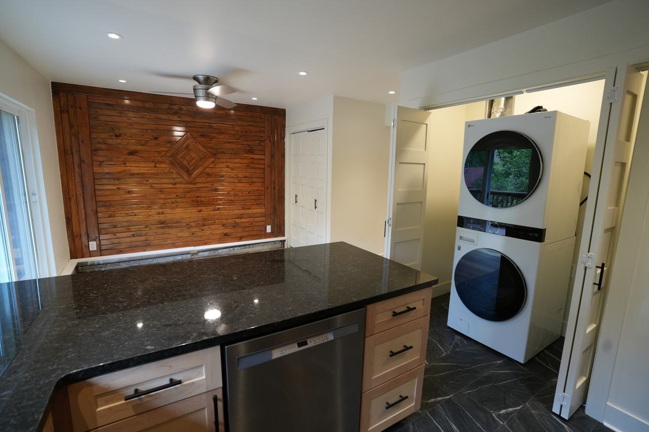 625 Davis Dr #4 - Photo 5 of 24