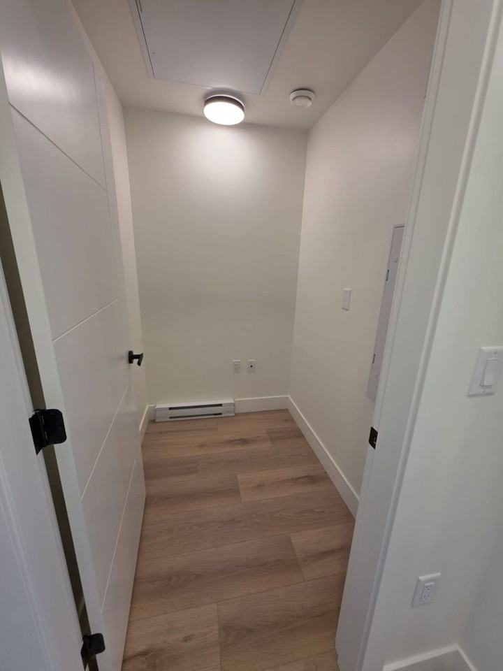 20769 Fraser Hwy #1 - Photo 7 of 14