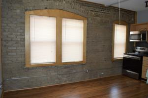 featured image of 615 E 16th St
