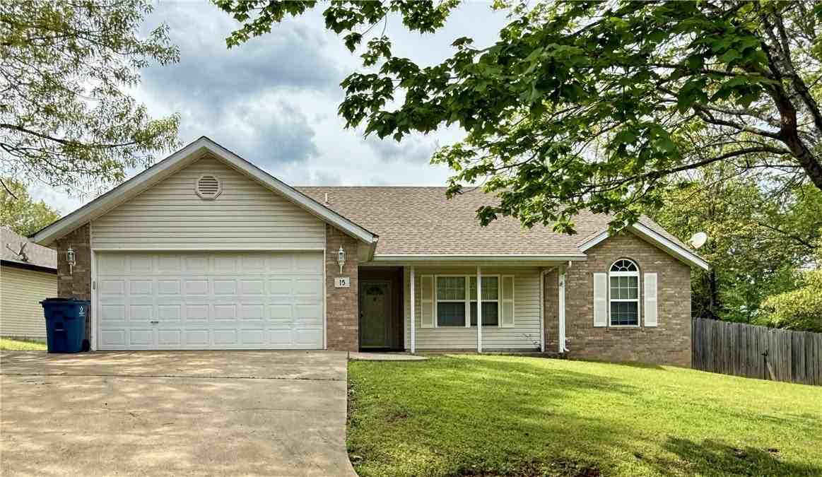 15 Pennine Ln - Photo 2 of 30