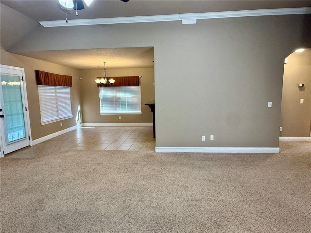 11 Kendal Dr - Photo 6 of 35