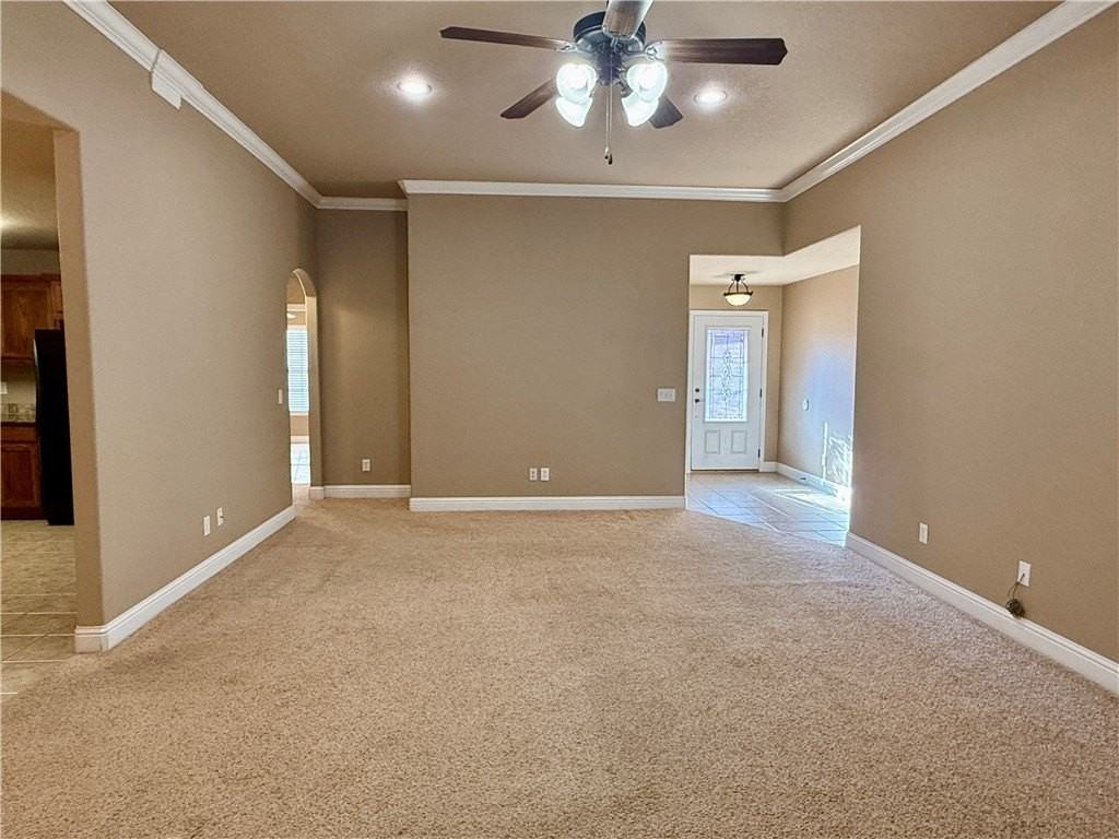 11 Kendal Dr - Photo 7 of 35