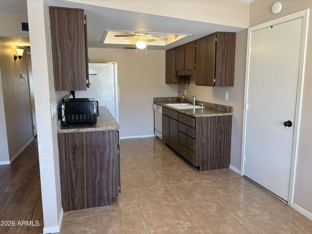 9626 W Mountain View Rd #A - Photo 6 of 28